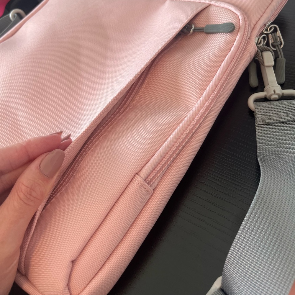 NWOT Laptop Case Bag - Picture 2 of 12